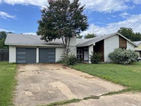 8436 Jamestown Dr - Photo 1 of 1