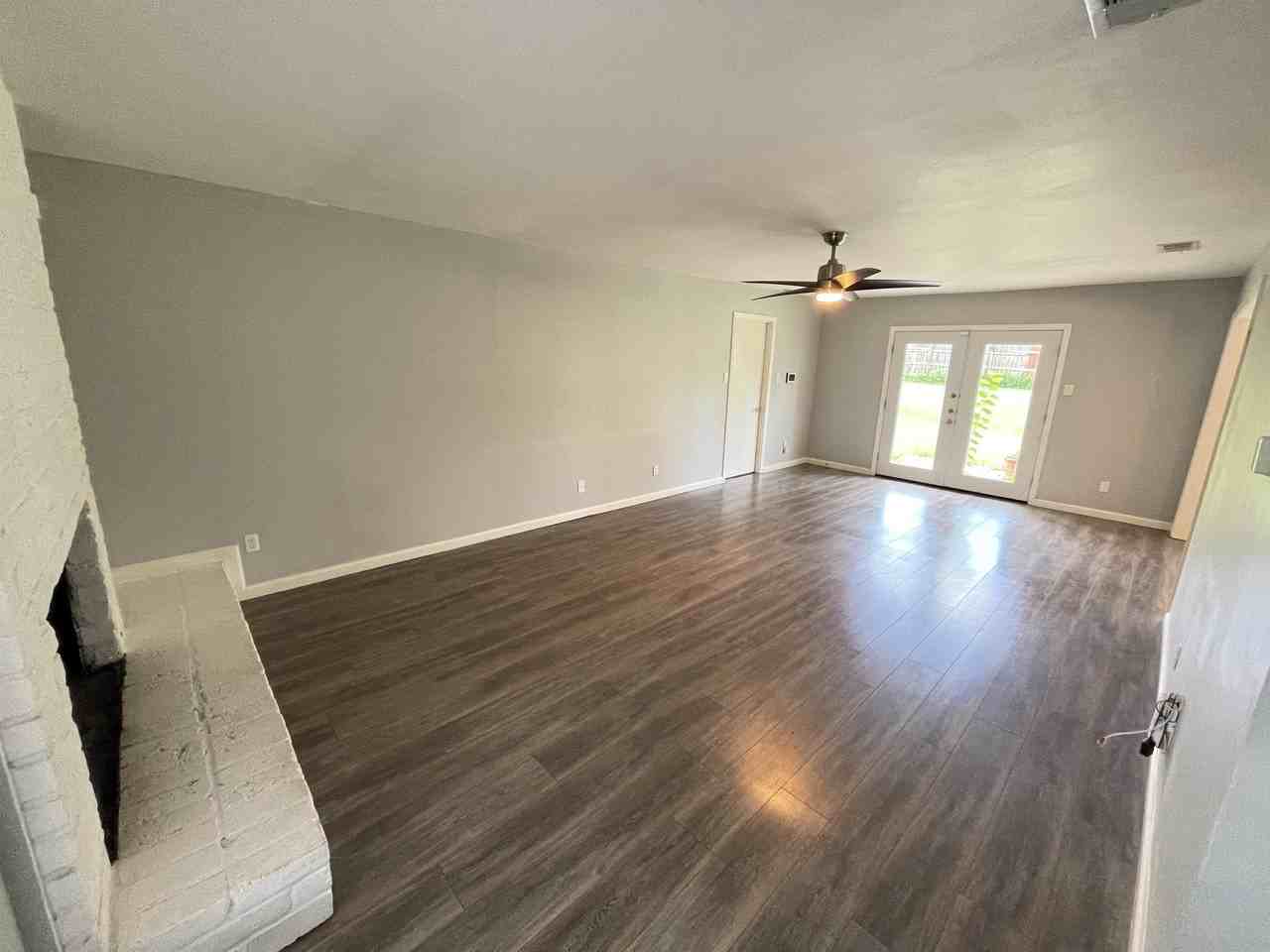 8436 Jamestown Dr - Photo 7 of 23