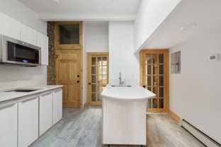 441 Bainbridge St 2nd Fl - Photo 1 of 1