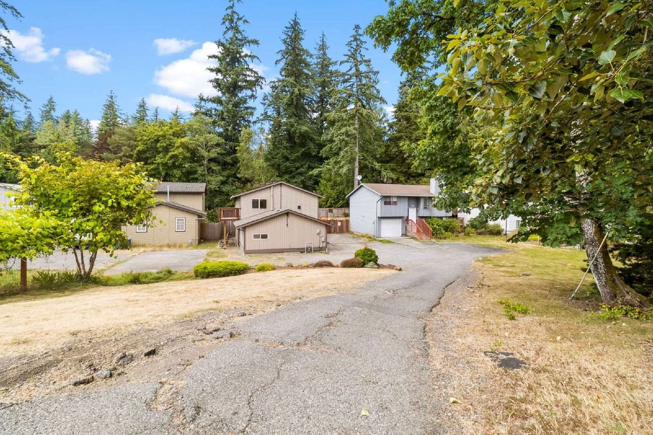 1725 Electric Ave - Photo 6 of 45