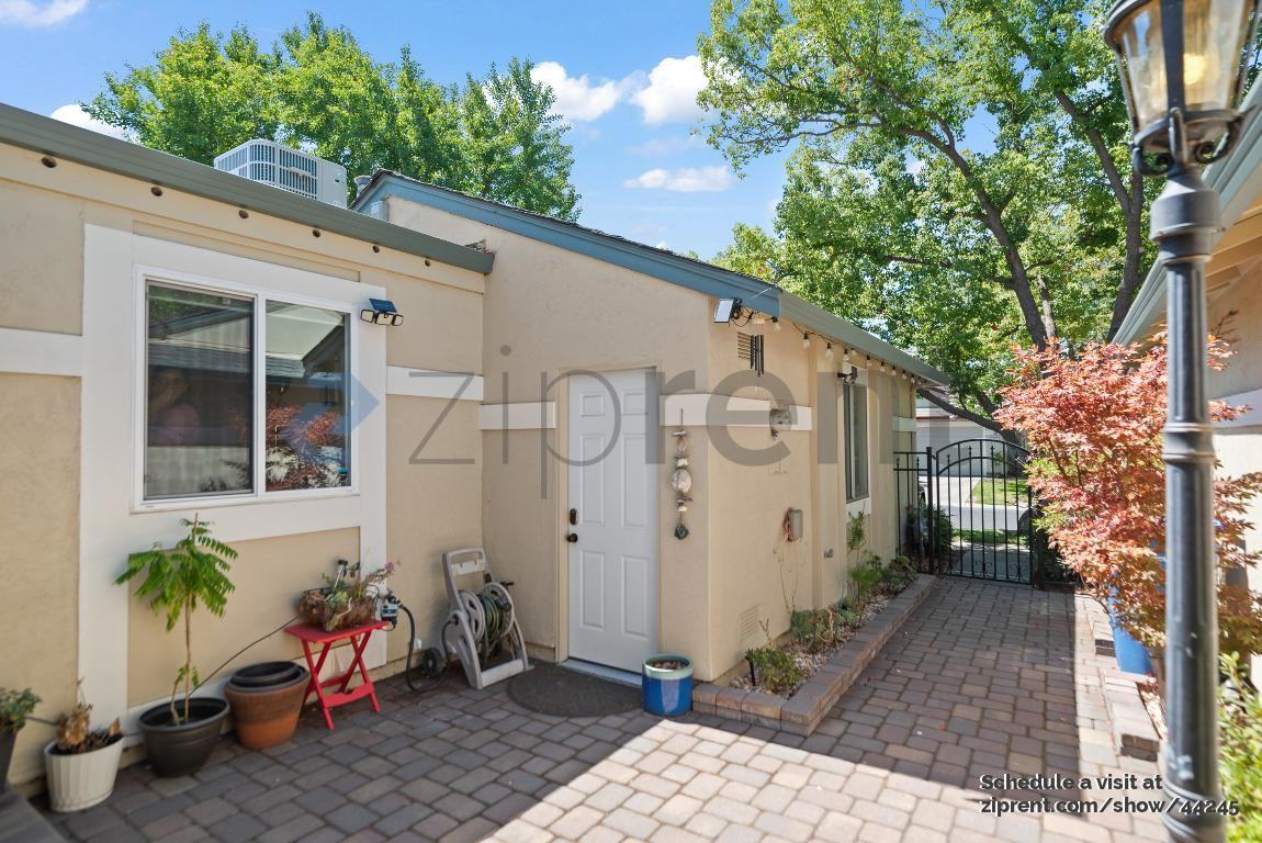652 St Ives Ct - Photo 6 of 36