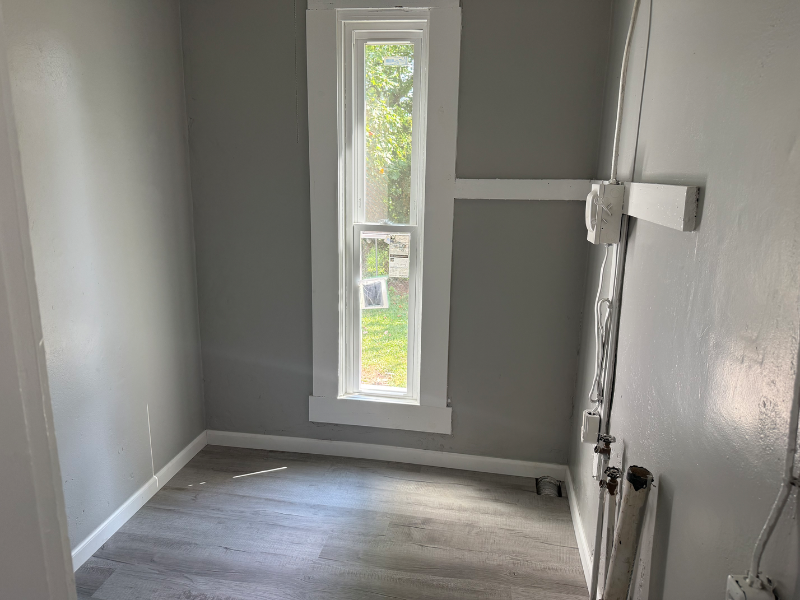 827 N Oakland St #827 - Photo 6 of 12