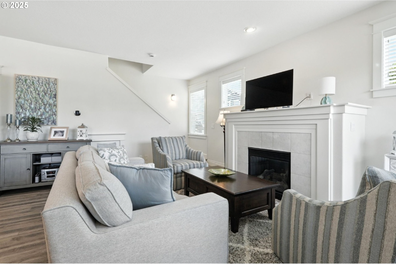 3260 Wild Rose Loop - Photo 3 of 20