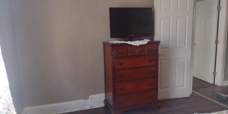 869 Kenneth Avenue #2ndFL - Photo 6 of 16