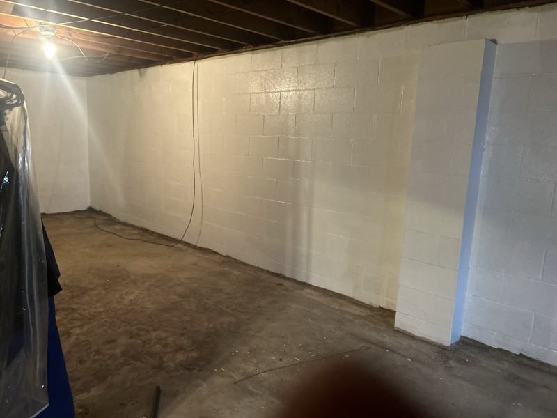 1801 North Gentry Lane - Photo 4 of 8