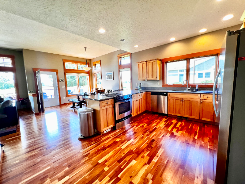 117 Gallatin St - Photo 3 of 19