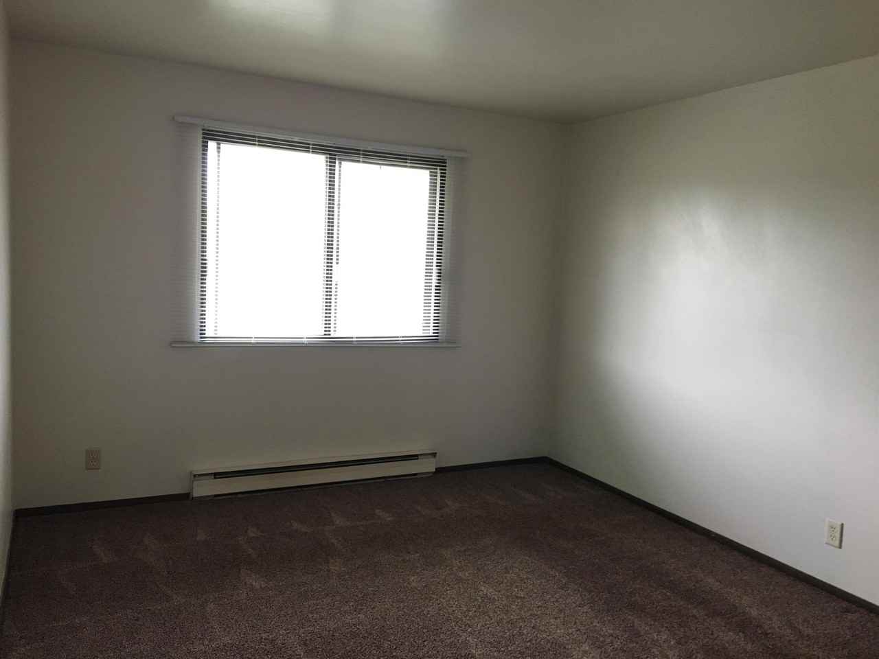 3050 86th Street - Photo 2 of 9