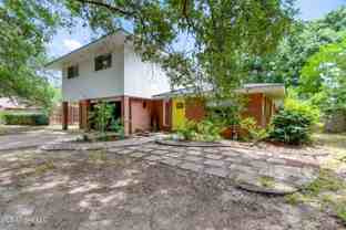 103 Palm Ave - Photo 1 of 1