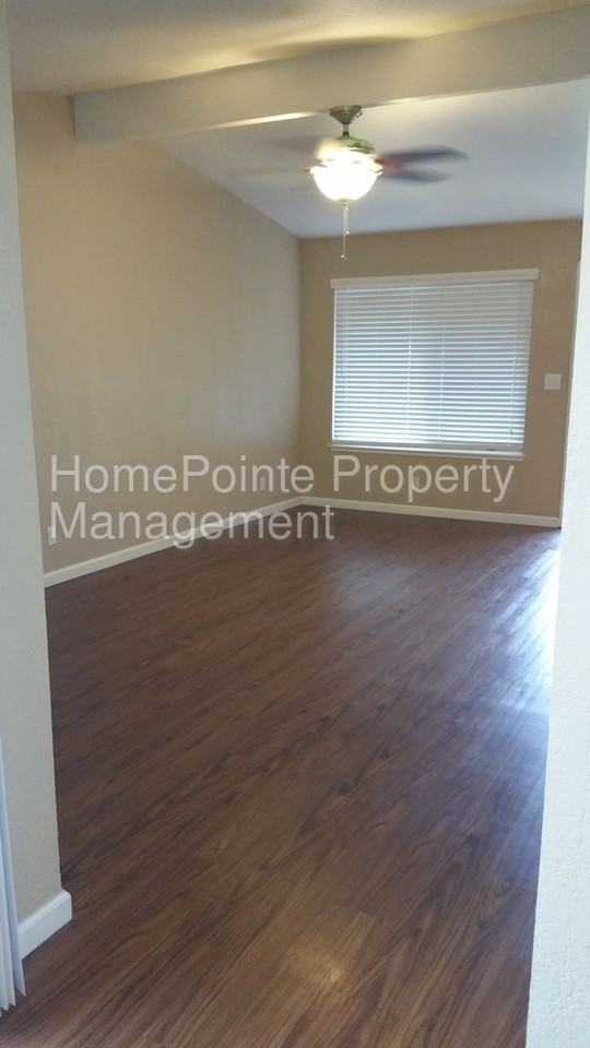 4978 Polk St - Photo 2 of 8