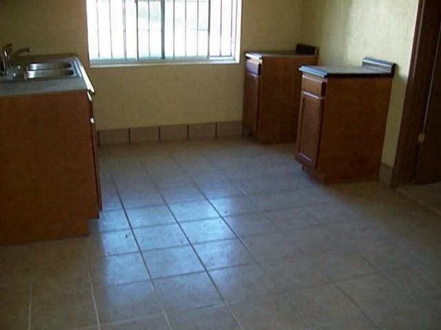 131 Linden St #C - Photo 3 of 6