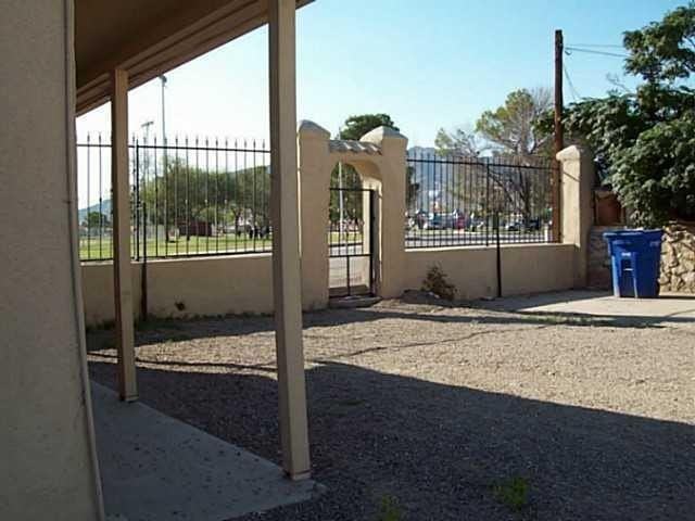 131 Linden St #C - Photo 6 of 6