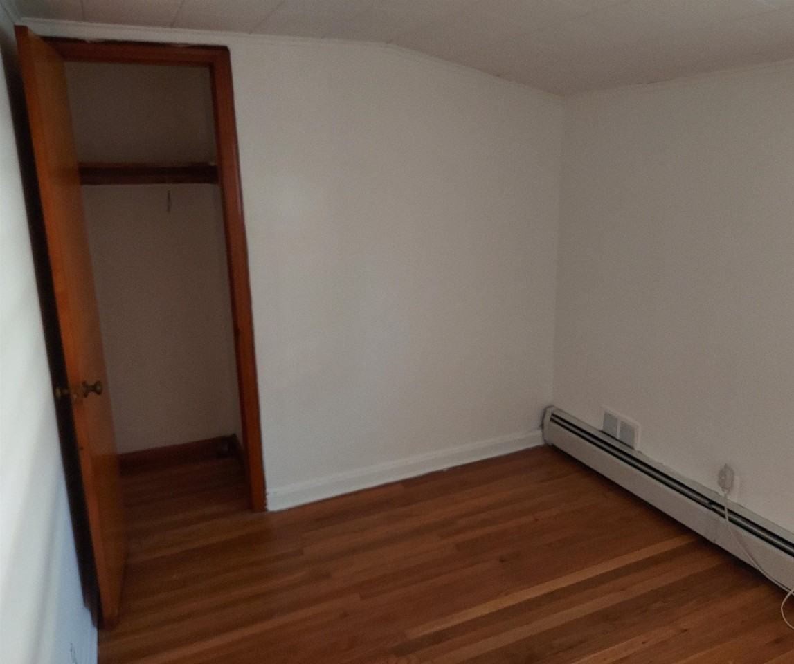 48 W 32nd St - Photo 5 of 15