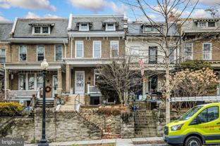 1917 Kenyon St Nw - Photo 1 of 1