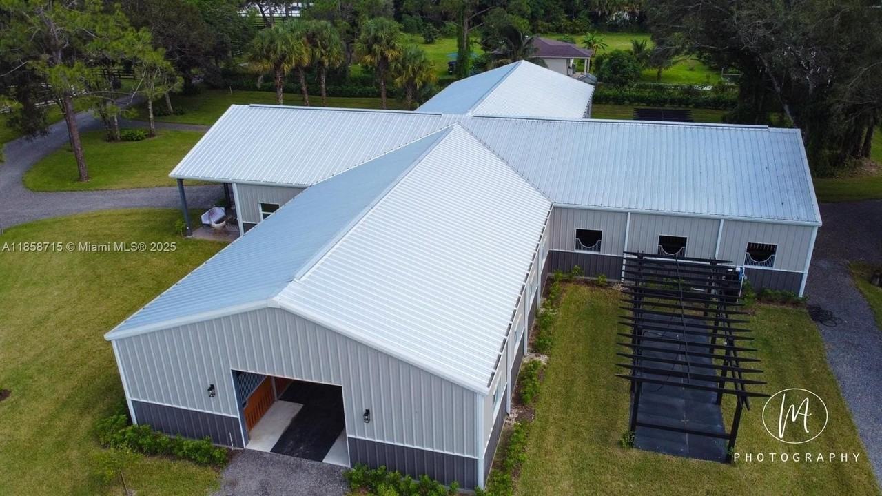 14561 Tangerine Drive - Photo 5 of 32