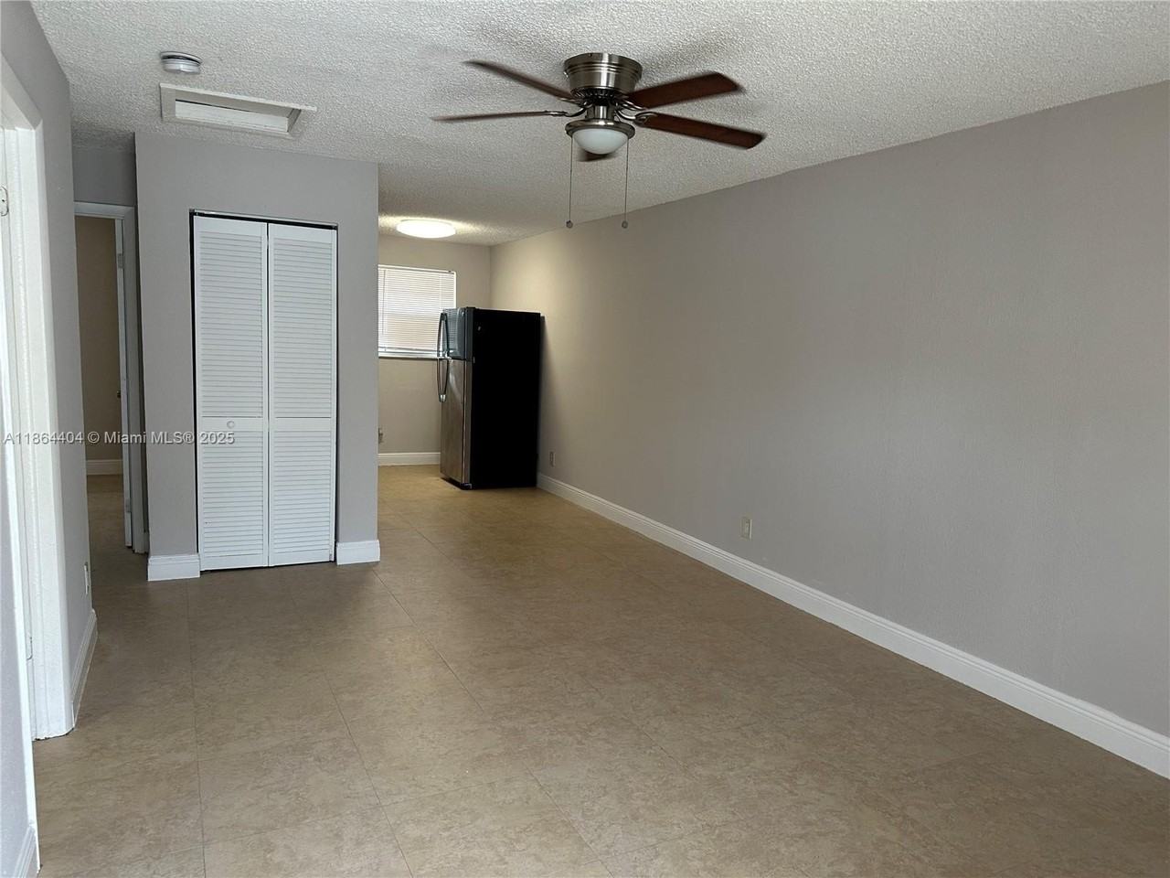 1541 Nw 2nd St #B - Photo 7 of 11