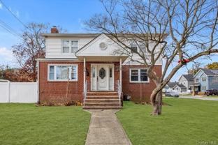 2492 Lefferts Pl - Photo 1 of 1