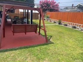 331 E Market St - Photo 1 of 1