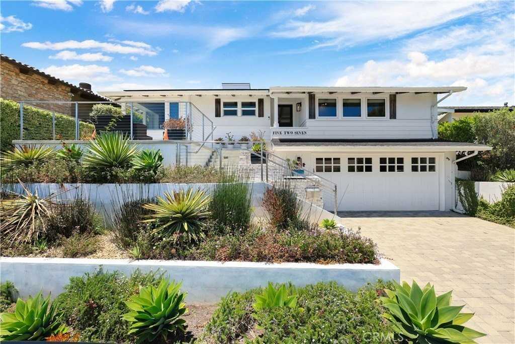 527 Seaward Rd - Photo 6 of 50