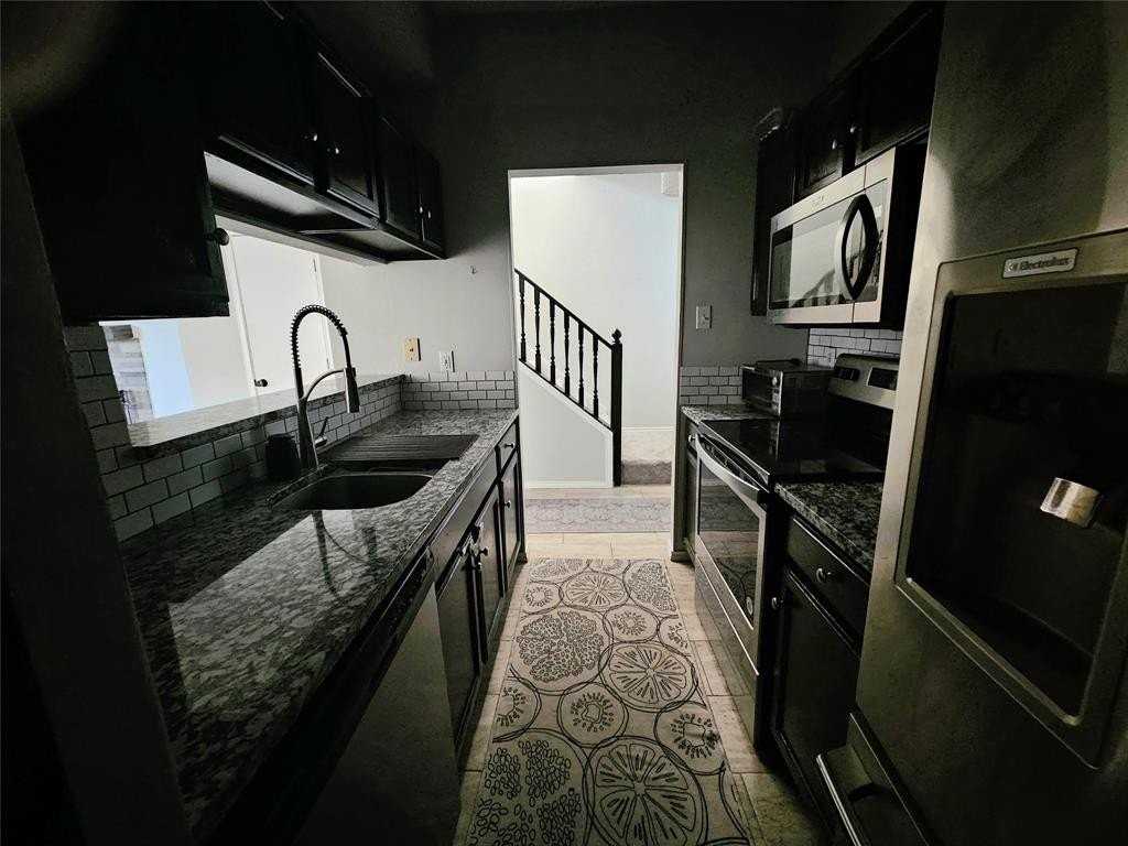 2507 Plumgrove Cir - Photo 7 of 16