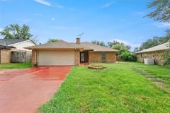 3917 Lillie St - Photo 1 of 1