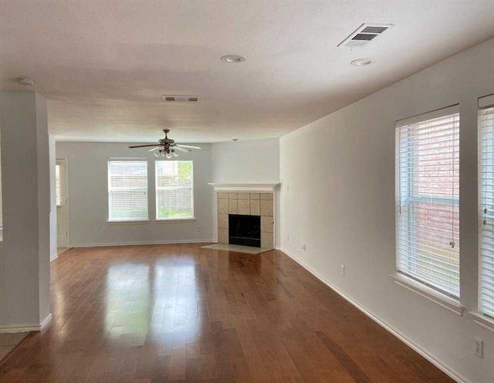 10105 Placid Drive - Photo 6 of 27