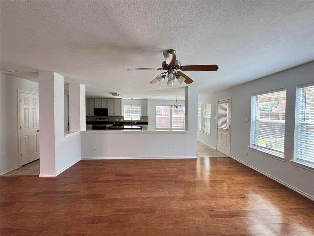 10105 Placid Drive - Photo 7 of 27