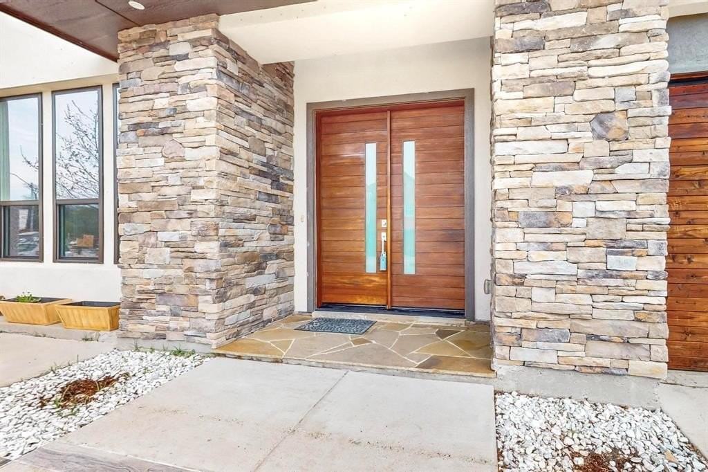 2314 Windjammer Way - Photo 4 of 40