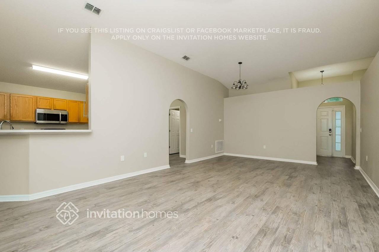 13502 Copper Head Dr - Photo 3 of 19