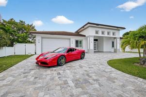 featured image of 711 Ne 6th St