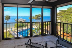 featured image of 4540 Ne Sandpebble Trce Apt 406 #406