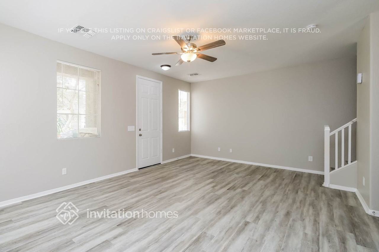 3023 Savenue - Photo 3 of 16