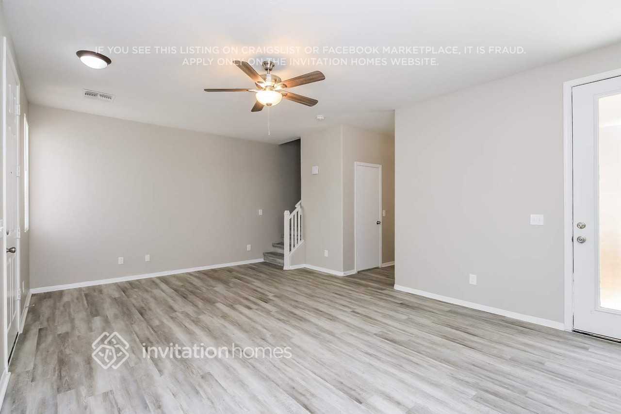 3023 Savenue - Photo 5 of 16