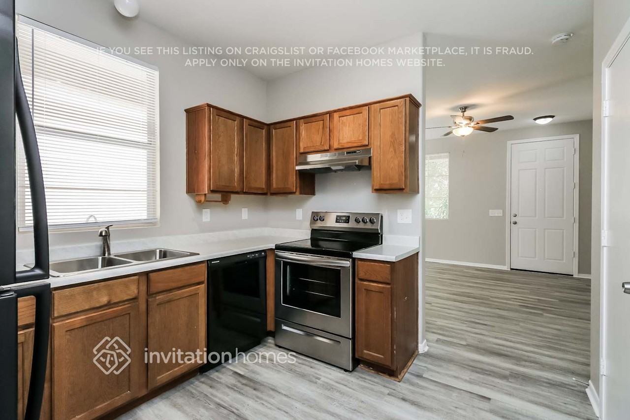 3023 Savenue - Photo 6 of 16