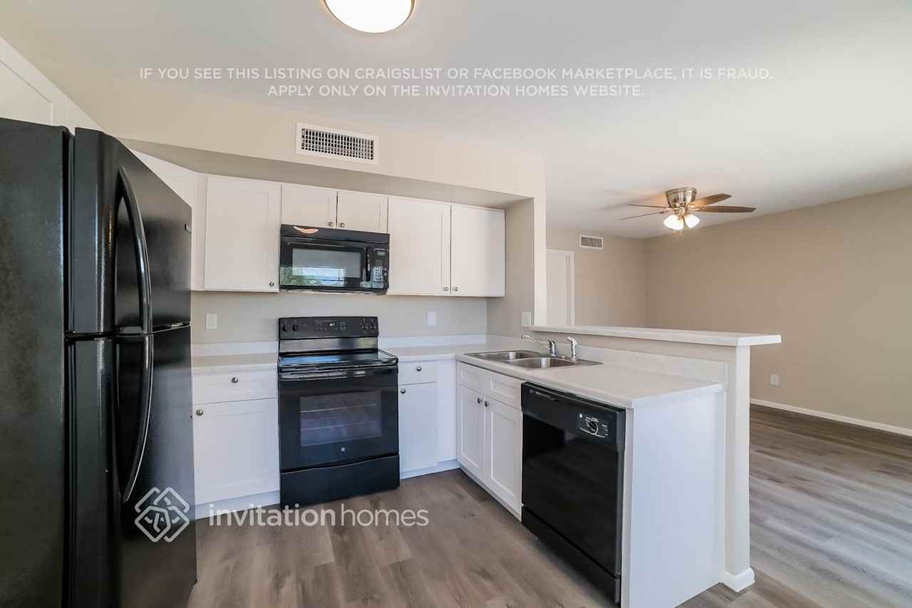 3711 W Camino Real - Photo 4 of 15