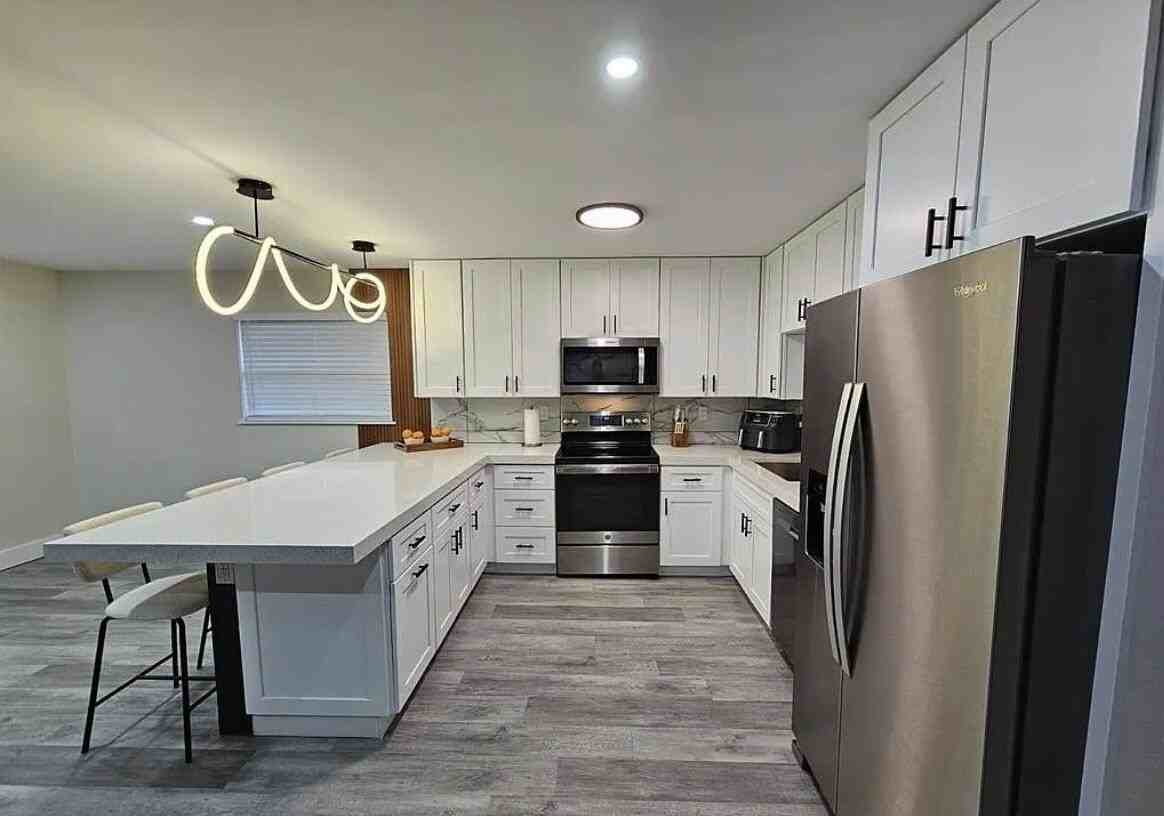 2016 Dock St - Photo 4 of 12