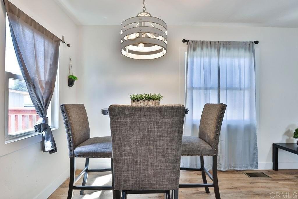 4685 E Mountain View Dr - Photo 5 of 20