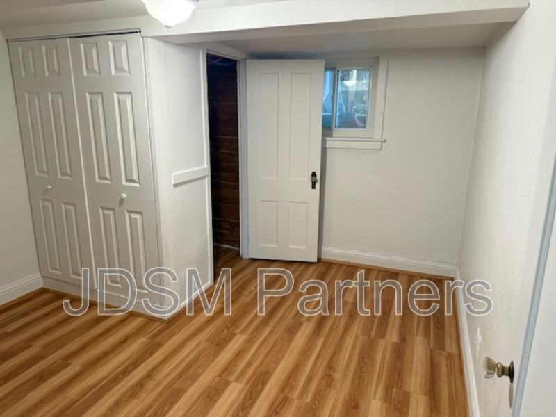 3319 Lowell Blvd #B - Photo 4 of 32