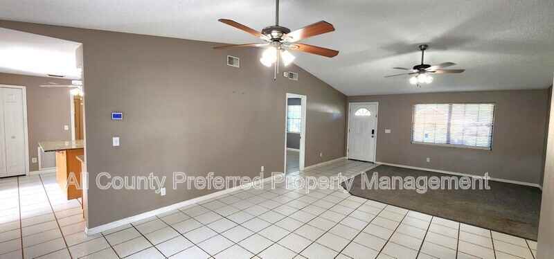 5901 Aires Ave - Photo 6 of 24