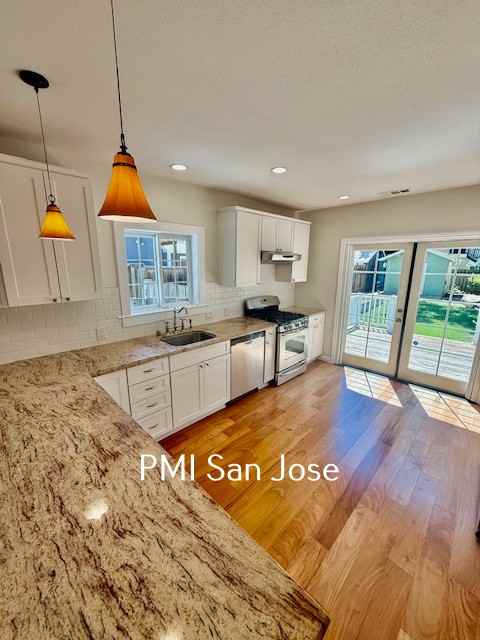 500 Coe Ave - Photo 3 of 16