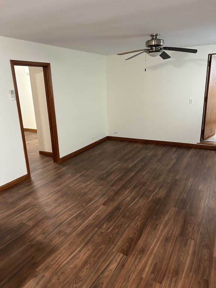 1344 N Northwest Hwy #B - Photo 3 of 11