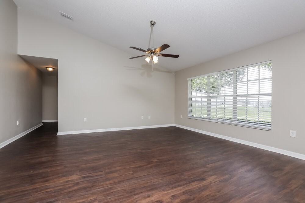 4710 Marsh Harbor Dr - Photo 4 of 16