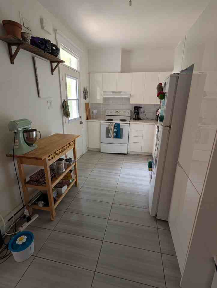 7792 Av Bloomfield - Photo 3 of 8