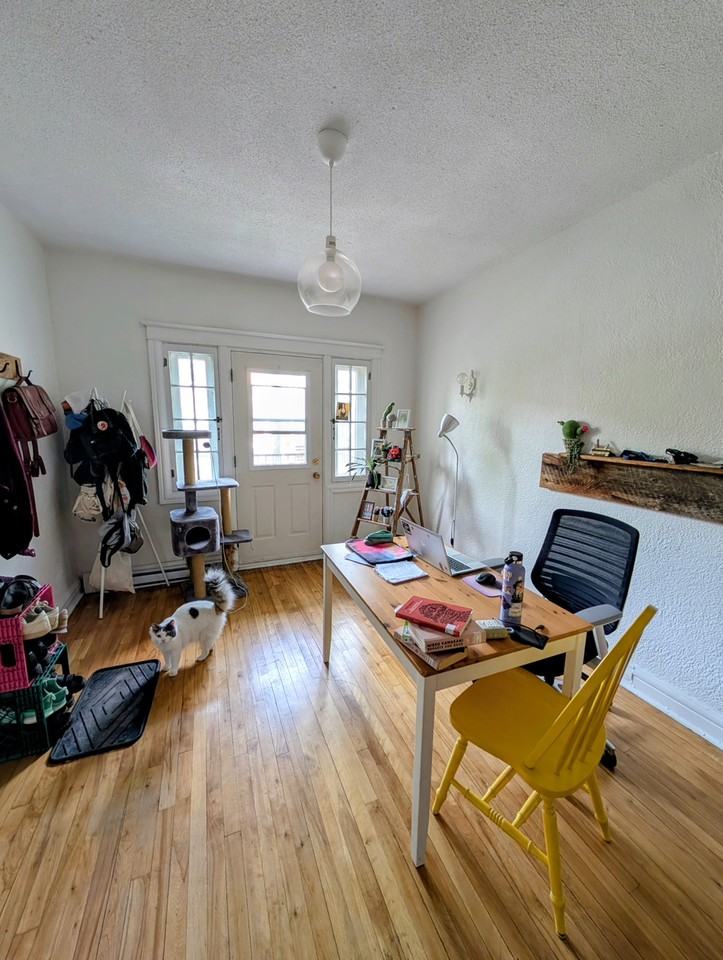 7792 Av Bloomfield - Photo 2 of 8