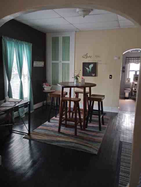 405 S Detroit St #405 - Photo 4 of 5