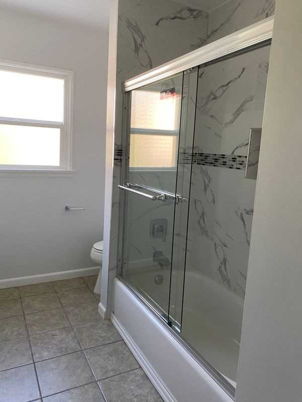 1165 Irving Ave - Photo 2 of 3