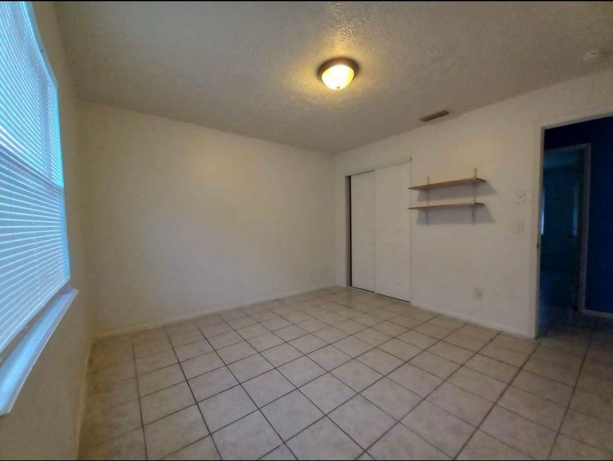 948 Fra Mar Pl - Photo 4 of 8