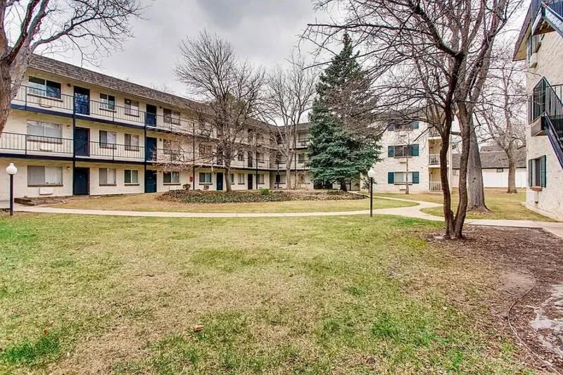 5995 East Iliff Avenue #318 - Photo 4 of 10