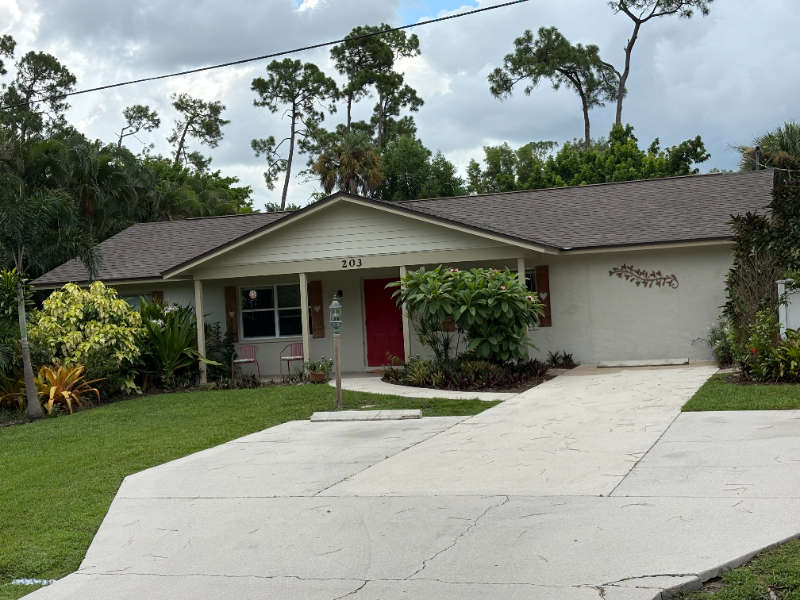 203 Esther Street - Photo 2 of 50