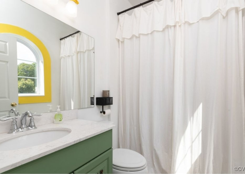 2203 Edwards Ave - Photo 4 of 11