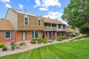 2433 E Fremont Ct - Photo 1 of 1